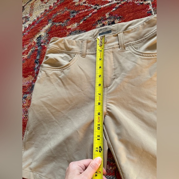Merrell Tan Shorts - Picture 8 of 9